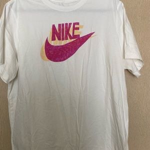 Nike T-Shirt